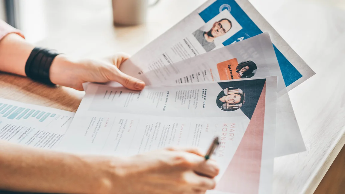 Laboral - Cómo hacer un curriculum vitae moderno